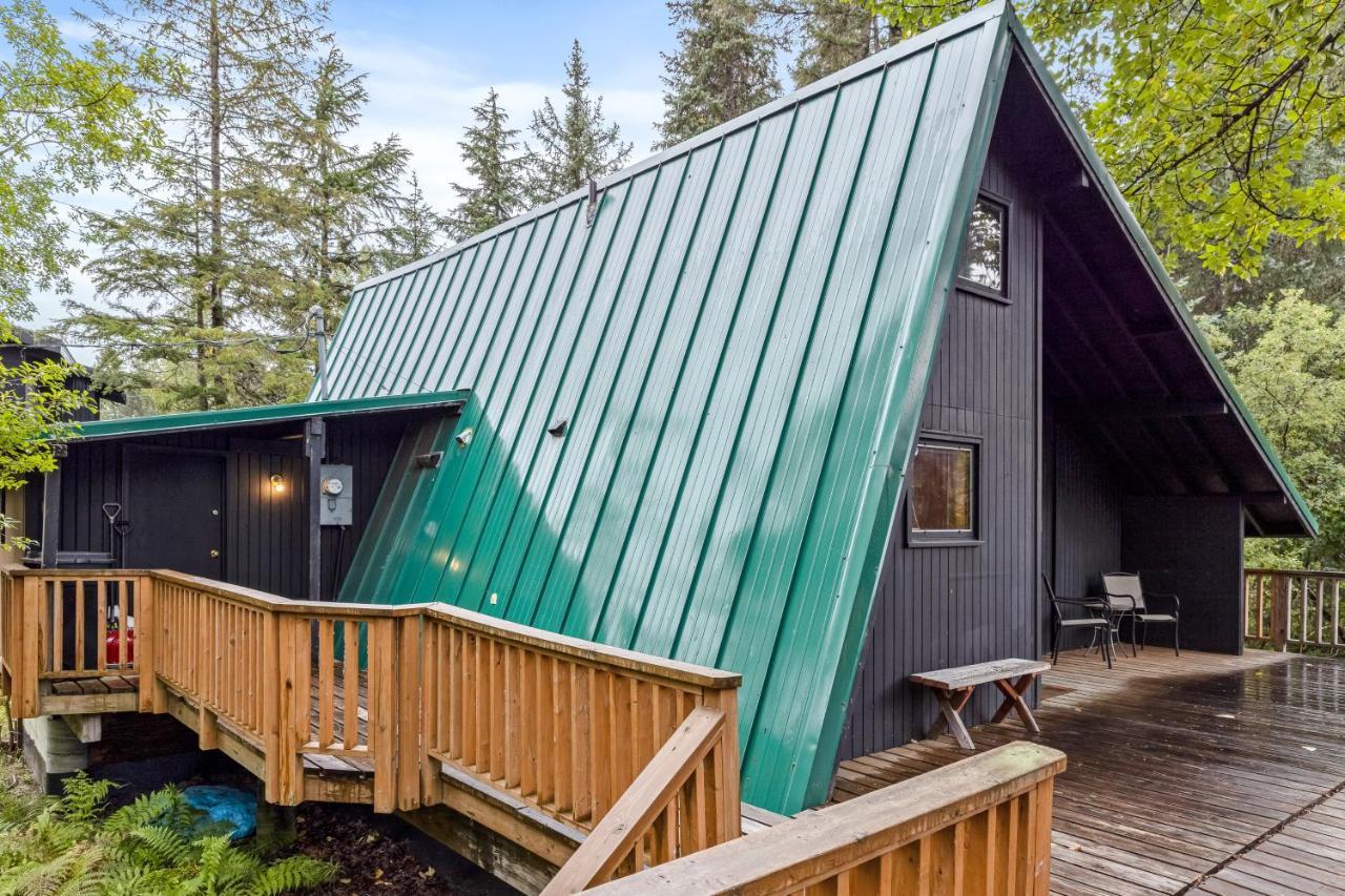 Alpine Meadows Cabin Girdwood Exterior photo