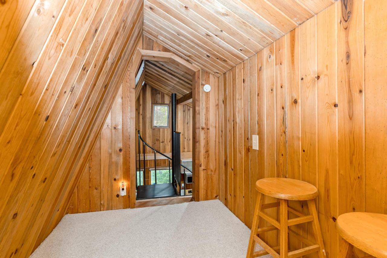 Alpine Meadows Cabin Girdwood Exterior photo